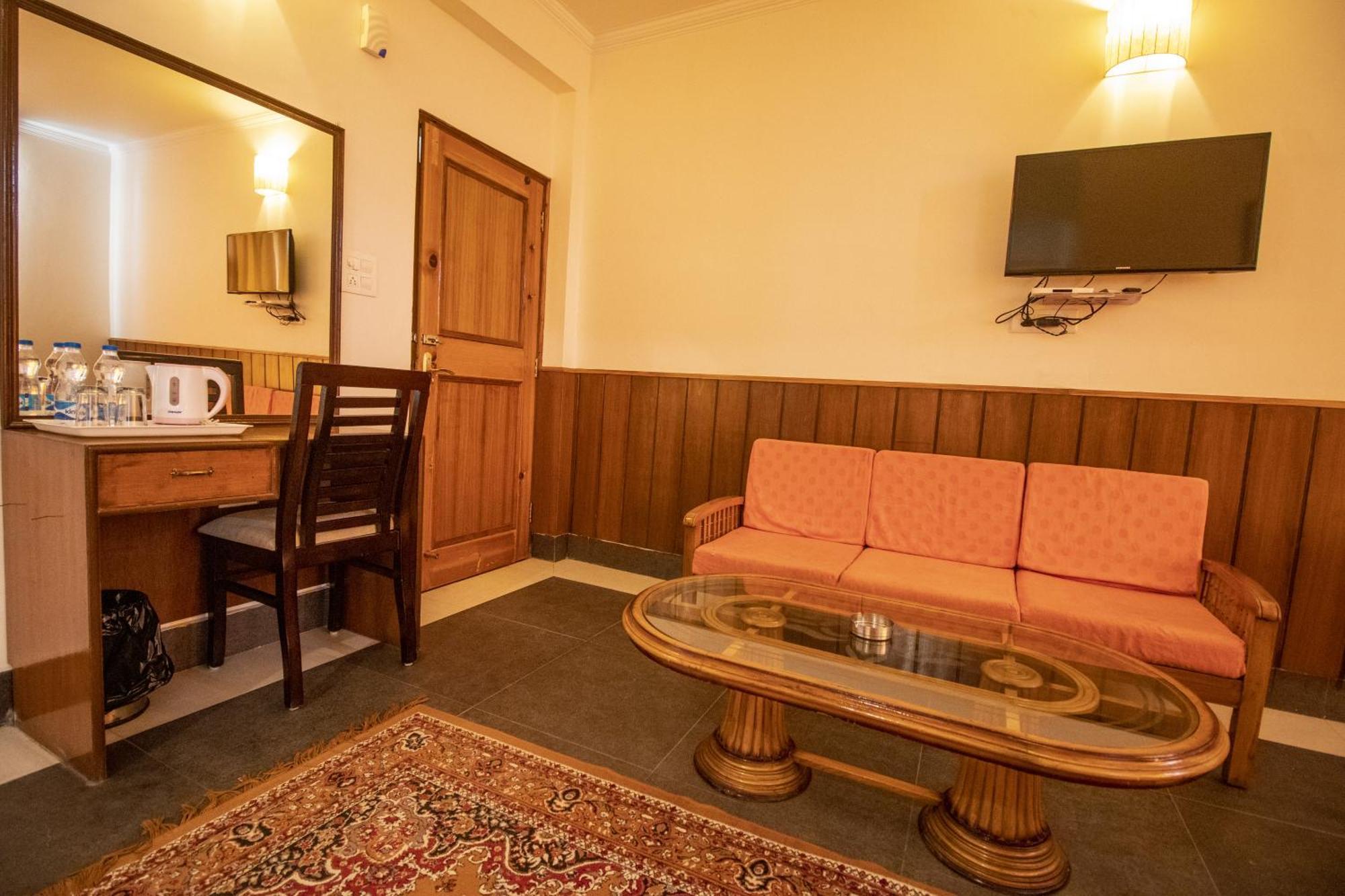 Wow Stayz2 Hotel The Lodge ดารัมซาลา ภายนอก รูปภาพ
