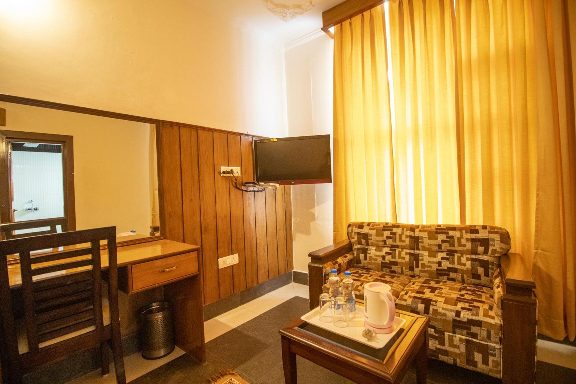 Wow Stayz2 Hotel The Lodge ดารัมซาลา ภายนอก รูปภาพ