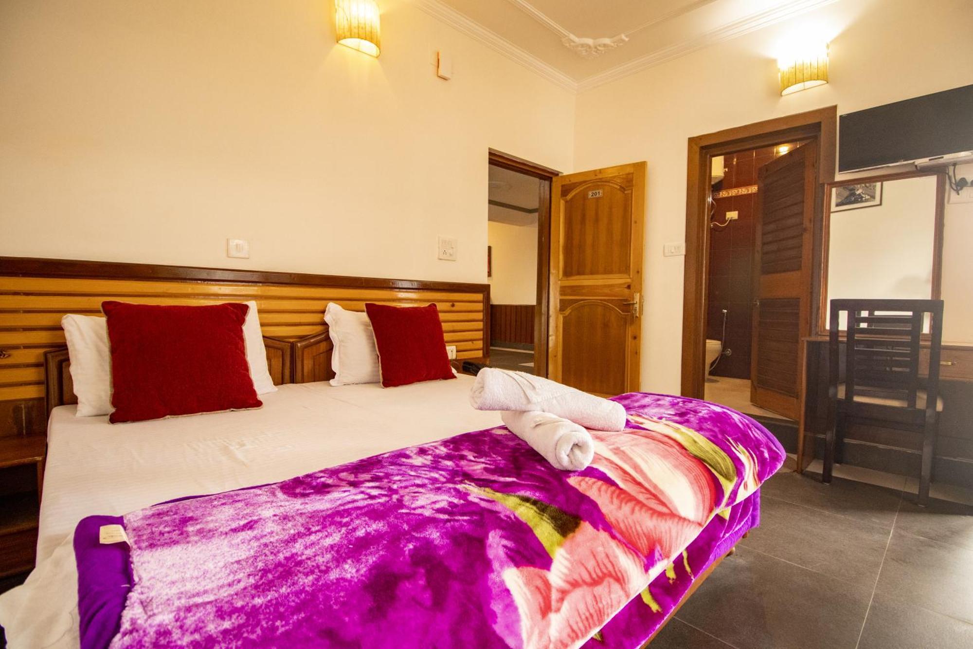 Wow Stayz2 Hotel The Lodge ดารัมซาลา ภายนอก รูปภาพ