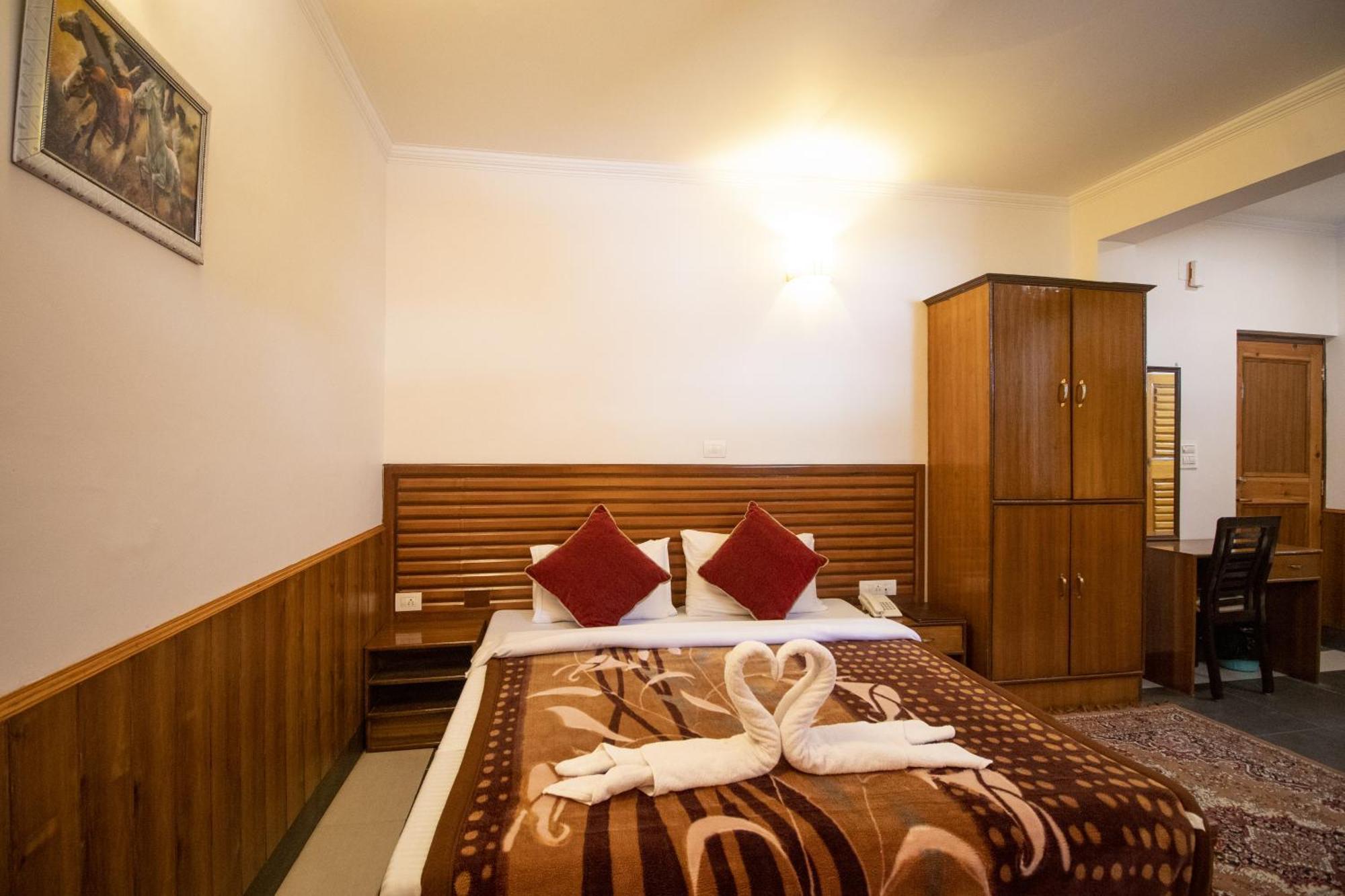 Wow Stayz2 Hotel The Lodge ดารัมซาลา ภายนอก รูปภาพ